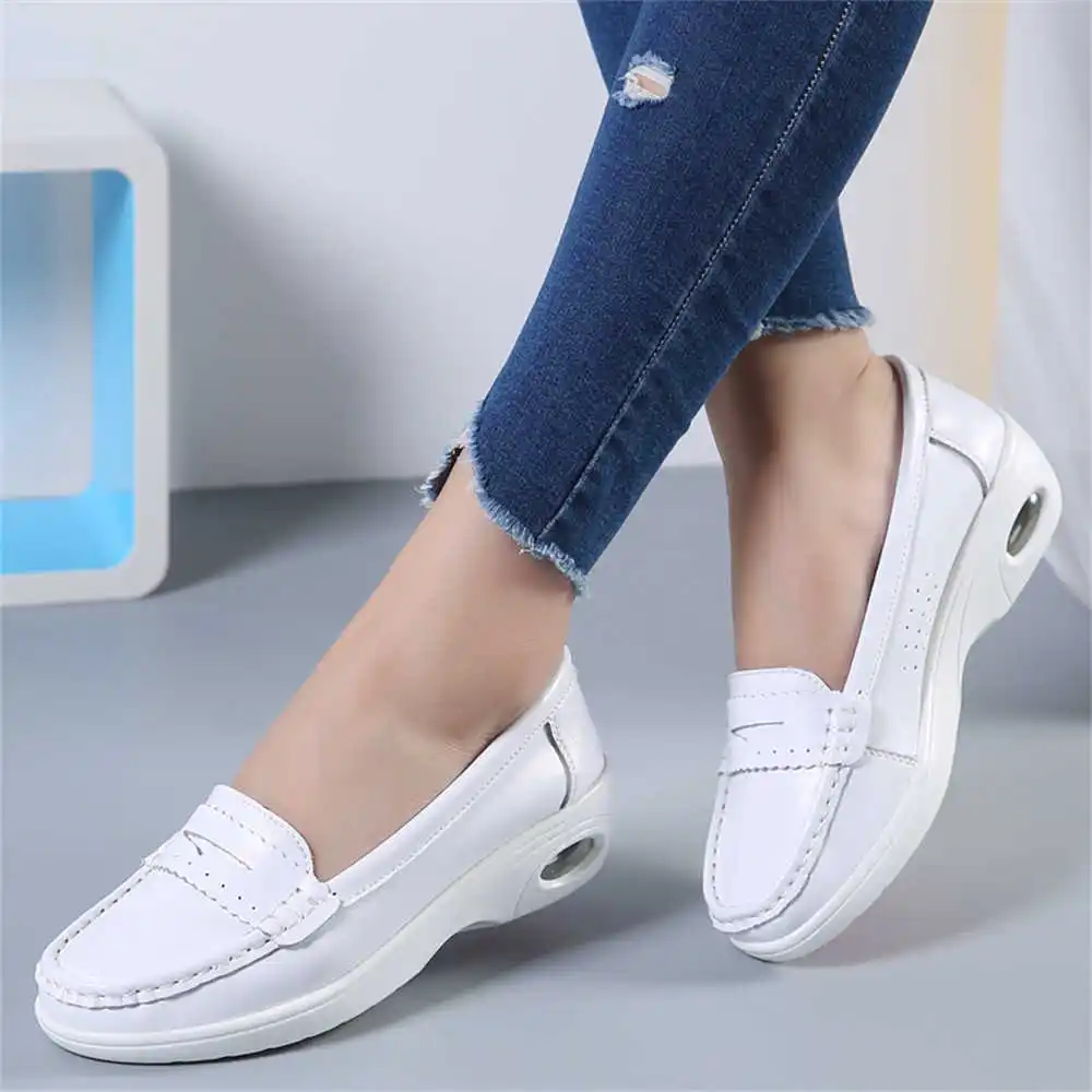Thick Sole Slipon White Traine - огляд і ціна Home Gym Design Ideas