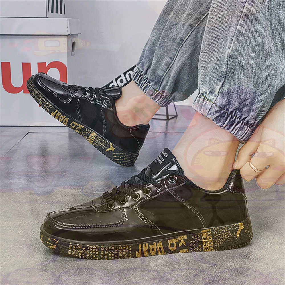 Round Foot Size 45 Sneakers Wh - огляд і ціна Home Gym Uk
